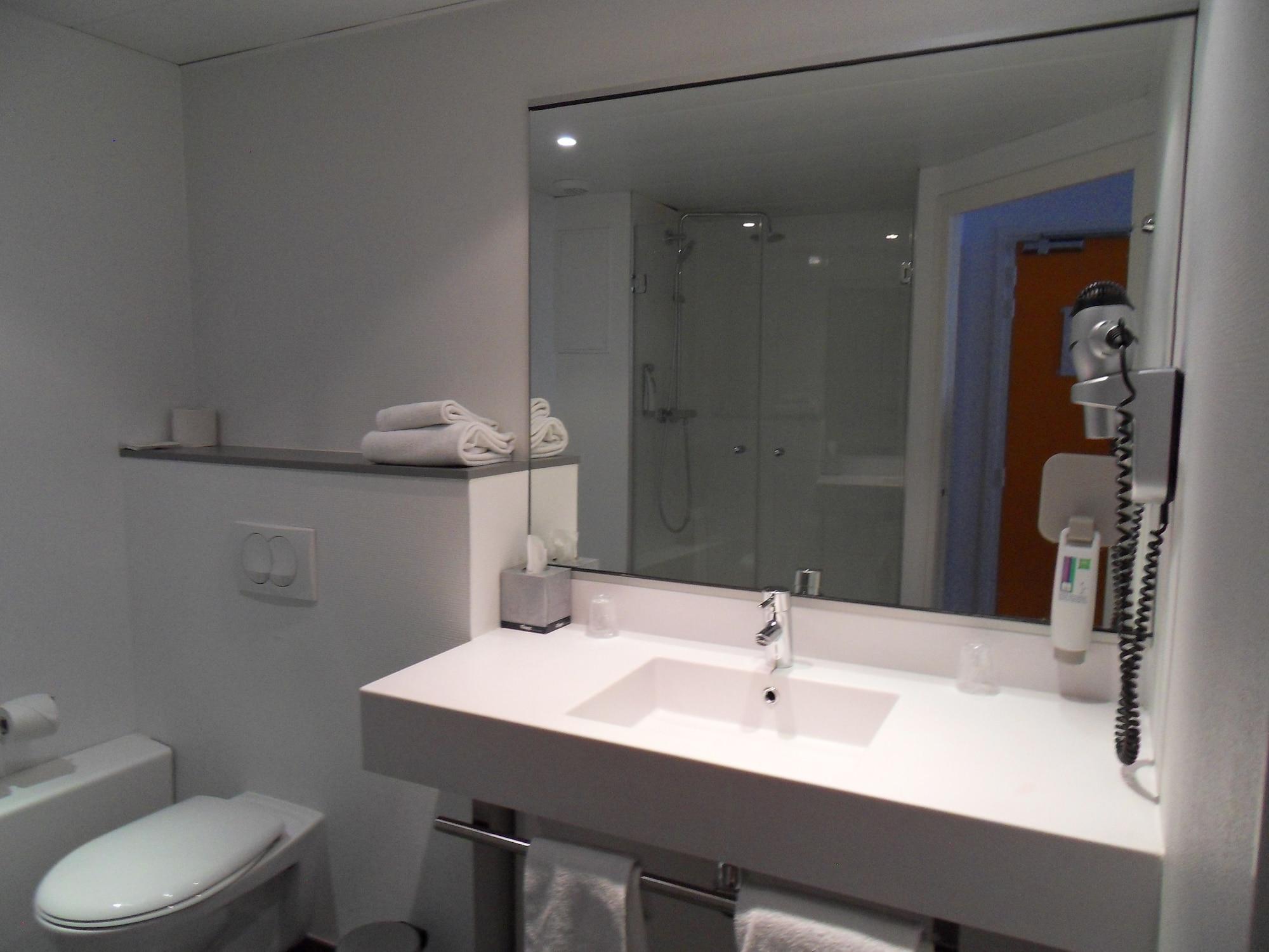 Ibis Styles Grenoble Centre Gare Hotel Buitenkant foto