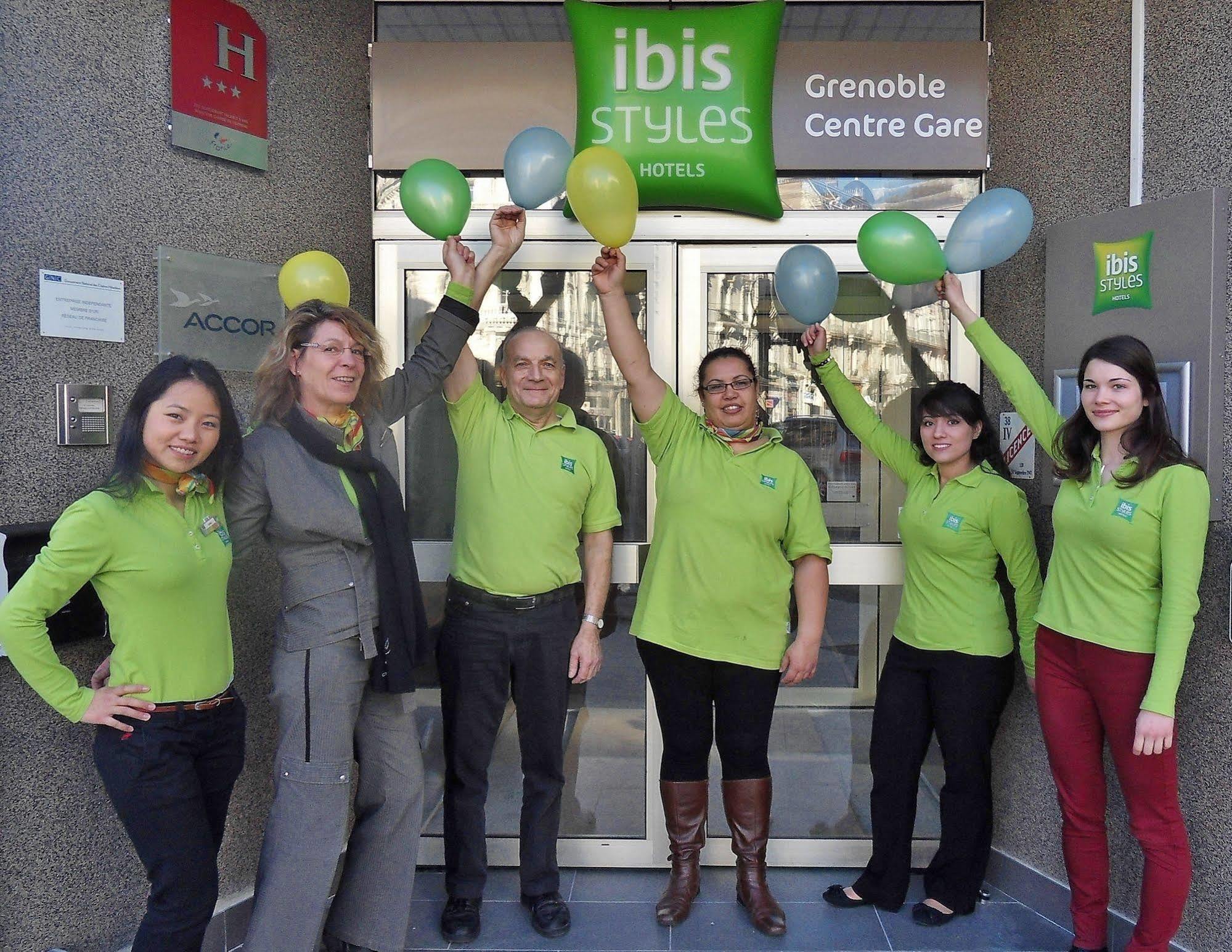 Ibis Styles Grenoble Centre Gare Hotel Buitenkant foto