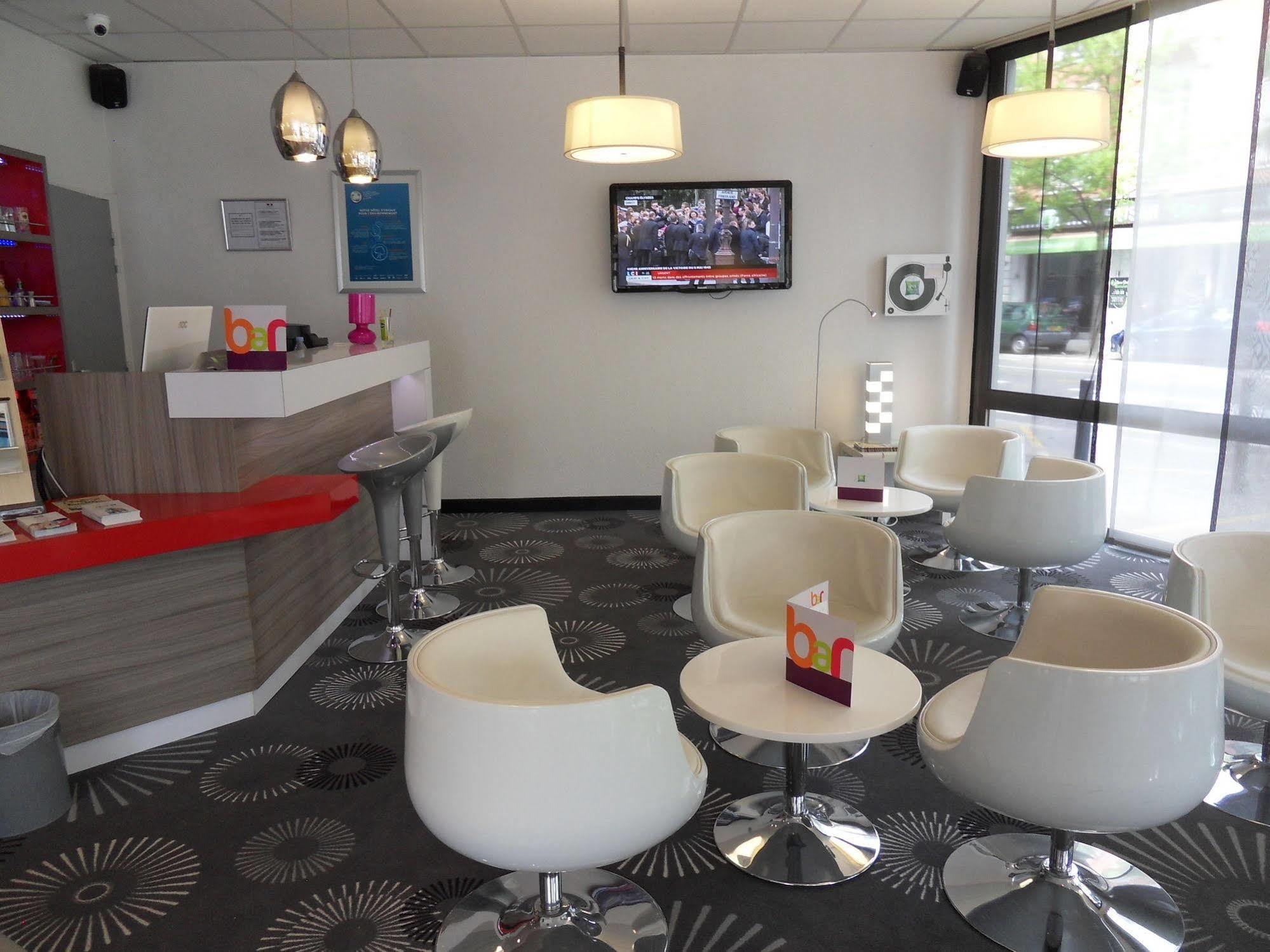 Ibis Styles Grenoble Centre Gare Hotel Buitenkant foto